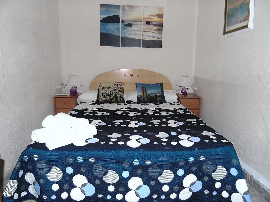 Hostal Aribau Barcellona Affittacamere