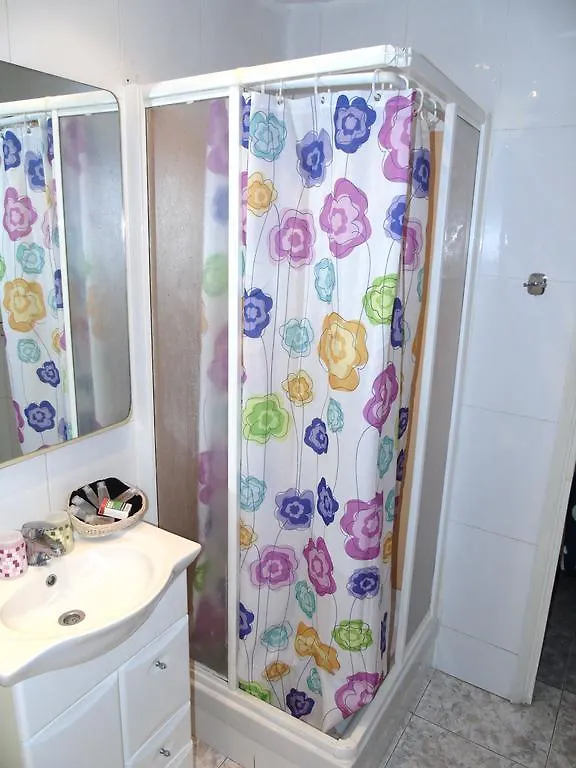 Affittacamere Hostal Aribau Barcellona Spagna