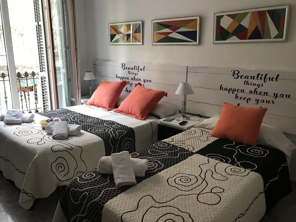 Hostal Aribau Barcellona Affittacamere