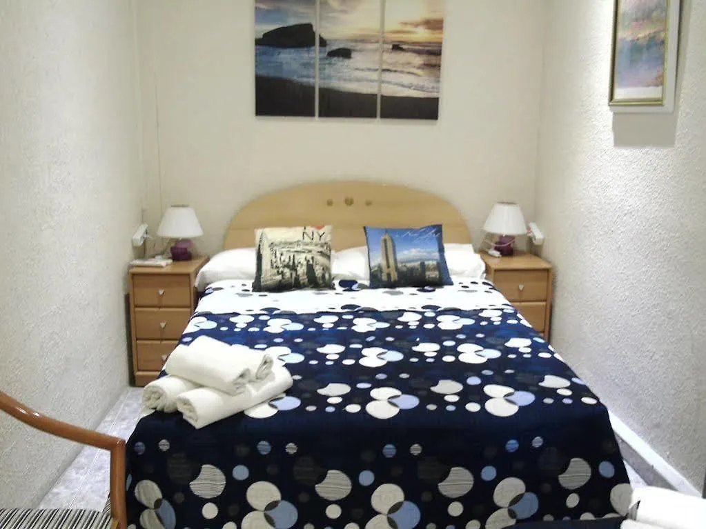 Hostal Aribau Barcellona Affittacamere