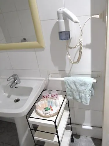 Hostal Aribau Barcelona 0*,